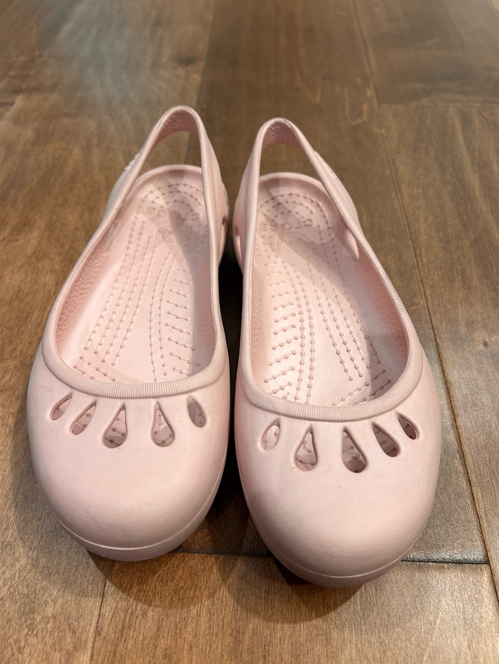 Crocs light pink sling back ballet style shoes 8 - Picture 2 of 10